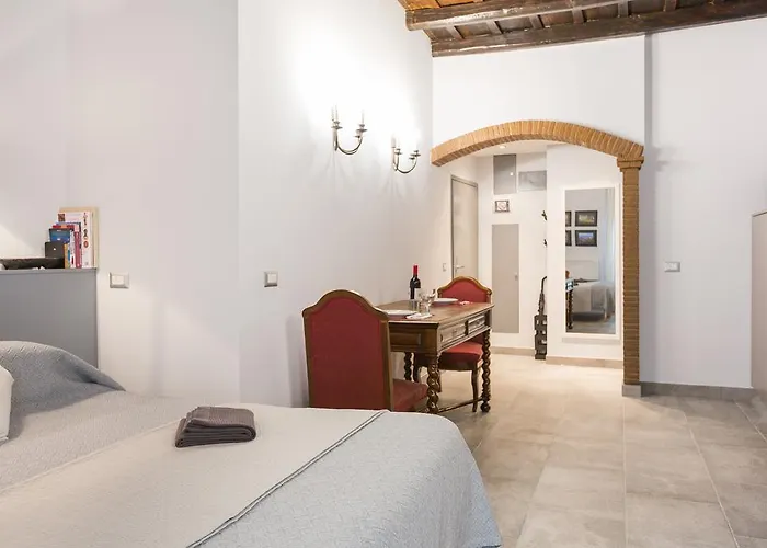 Forum Apartment
